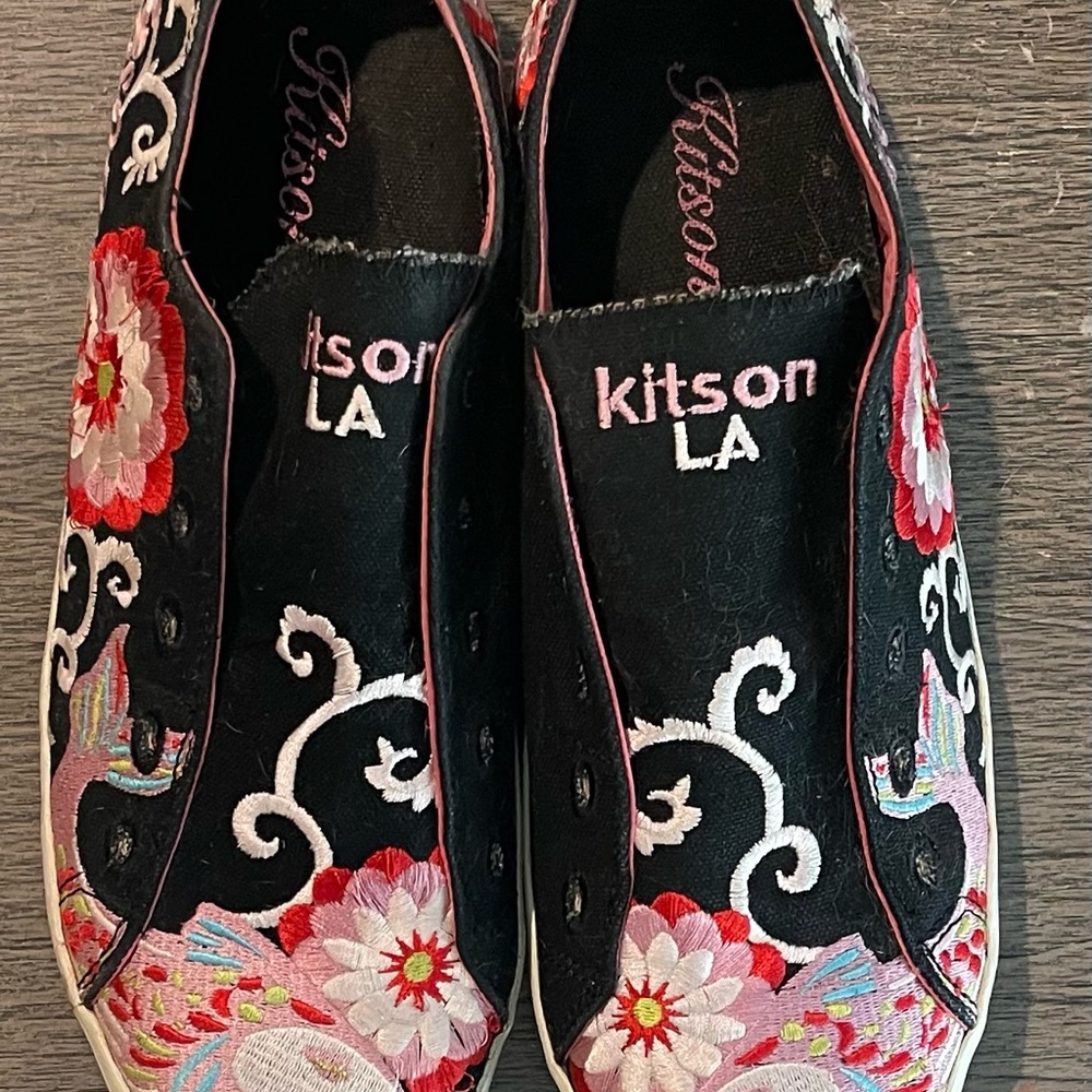 Kitson Women's Black and Pink Floral Sneakers